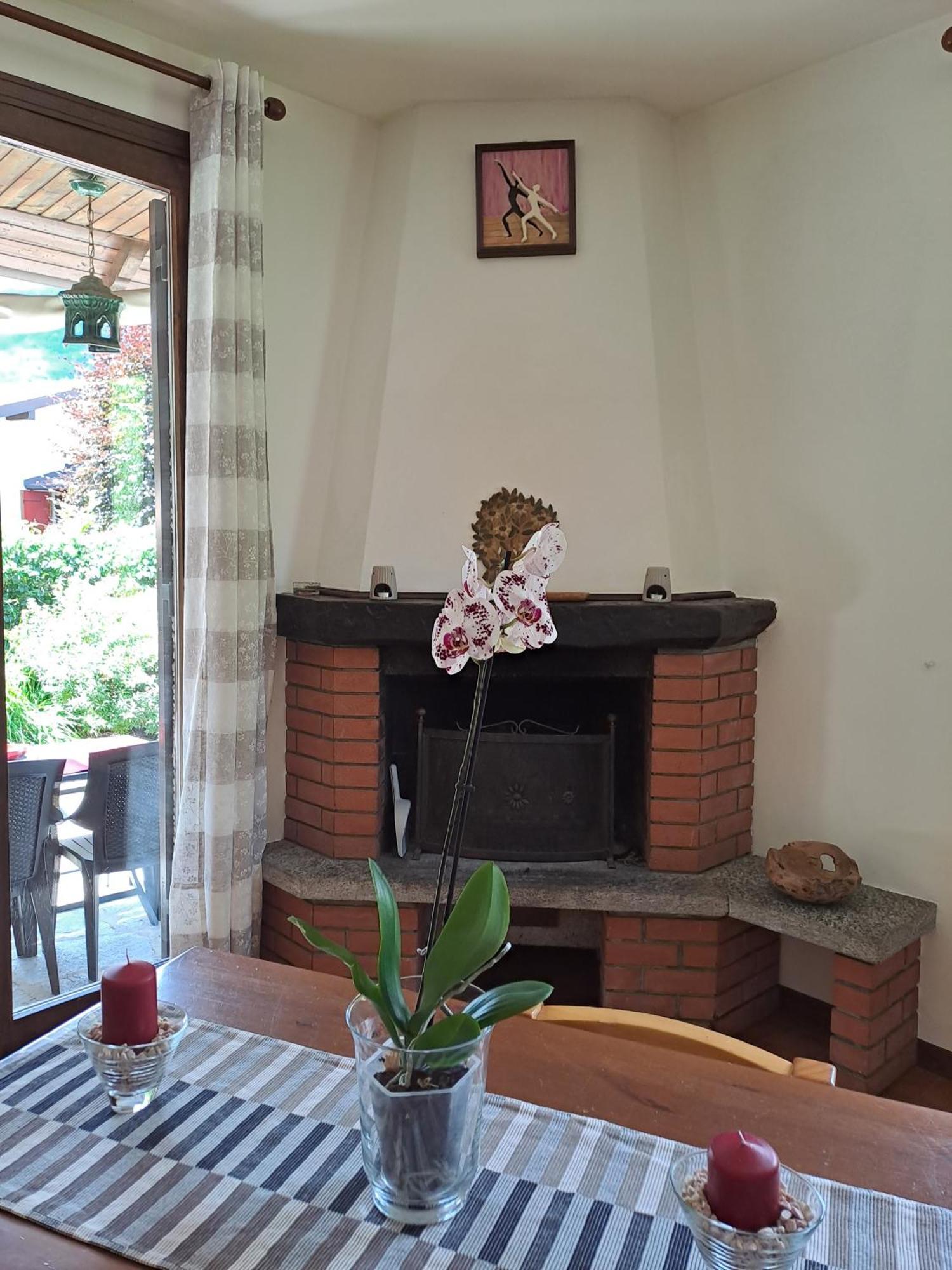 Villetta Singola Con Giardino Cottage Ghisallo Zona Bellagio Magreglio Kültér fotó