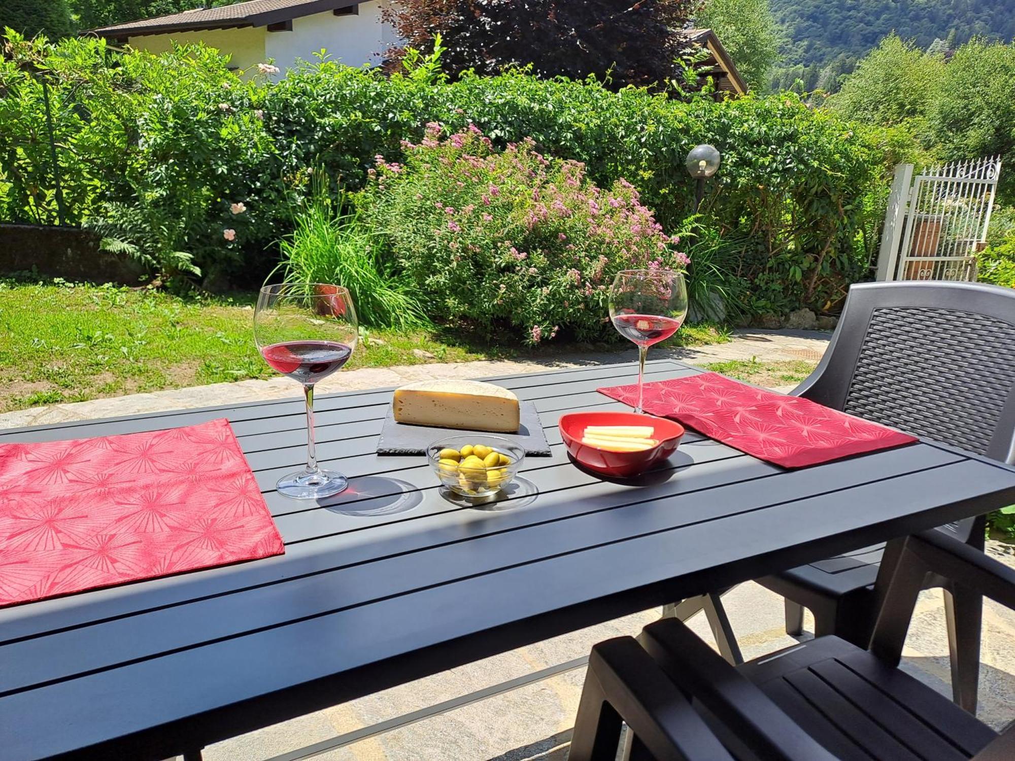 Villetta Singola Con Giardino Cottage Ghisallo Zona Bellagio Magreglio Kültér fotó