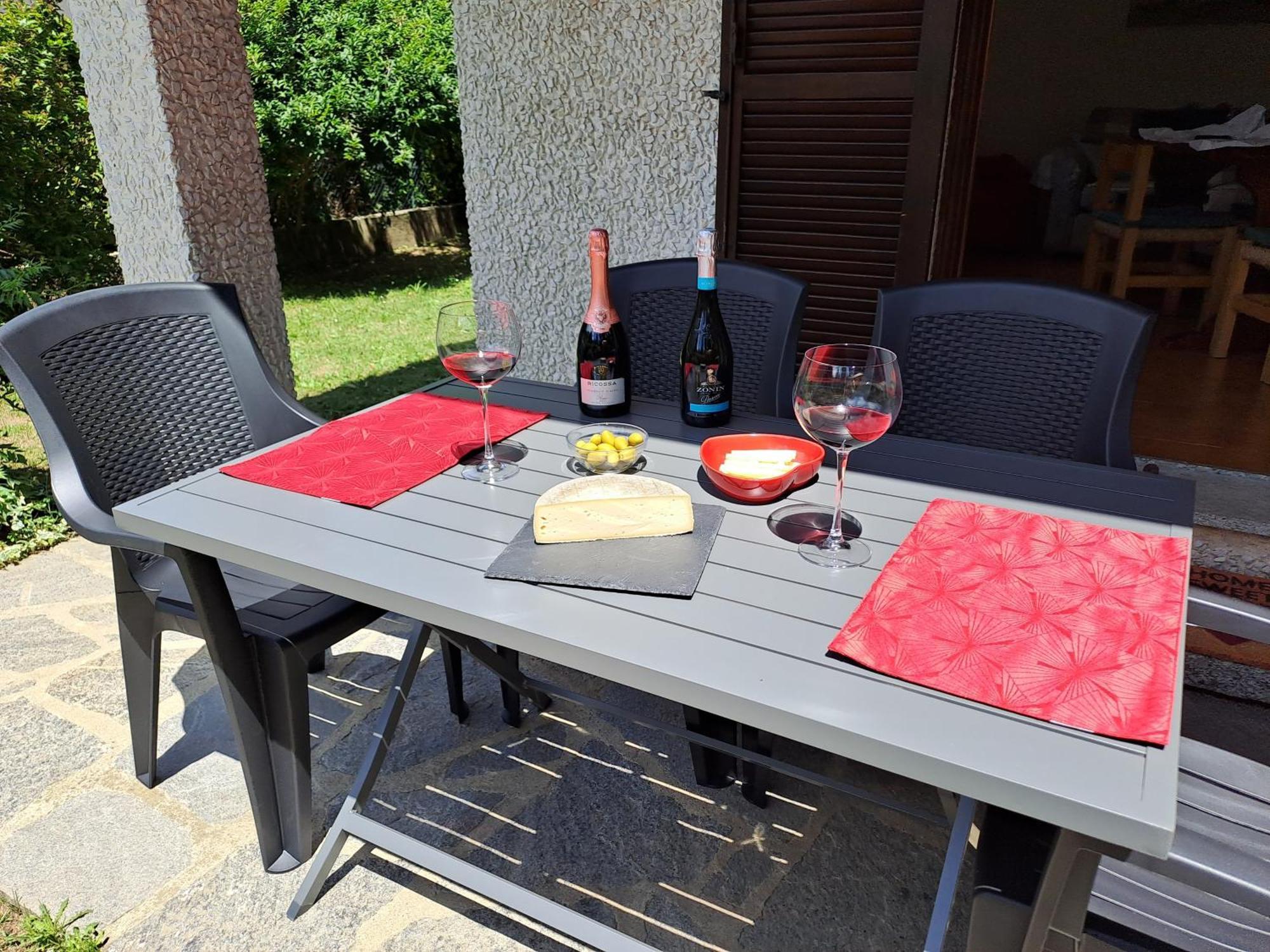 Villetta Singola Con Giardino Cottage Ghisallo Zona Bellagio Magreglio Kültér fotó